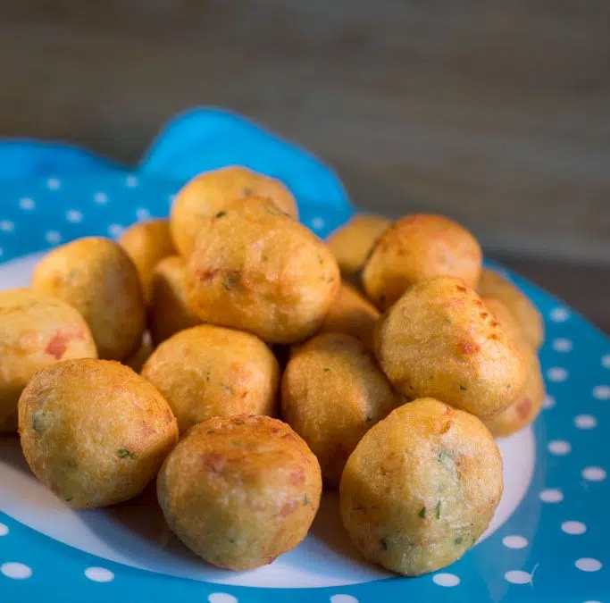 Aardappelbolletjes met ham