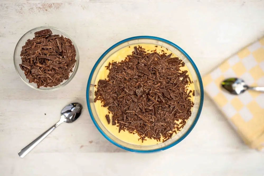 Verrukkelijke vanillepudding met chocolade