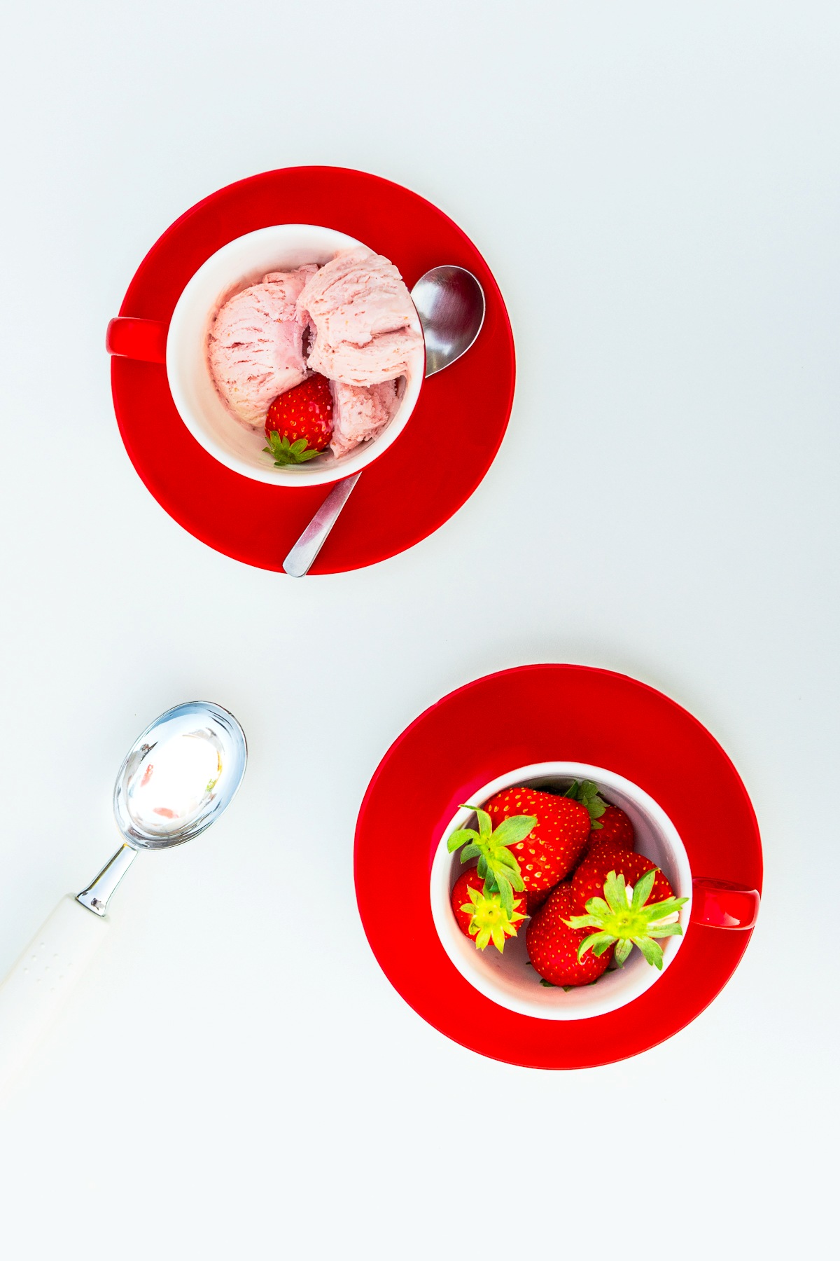 Aardbeienijs